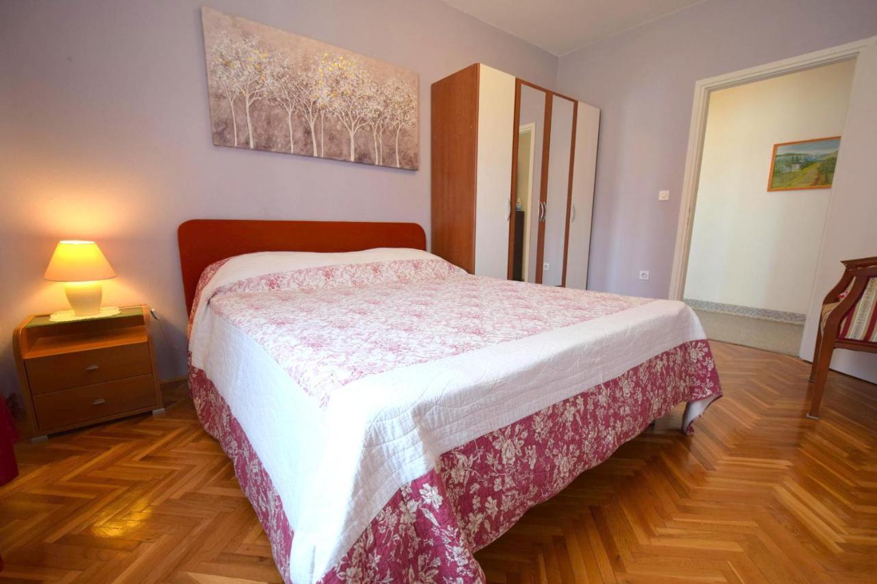 Apartment Mila Malinska Buitenkant foto